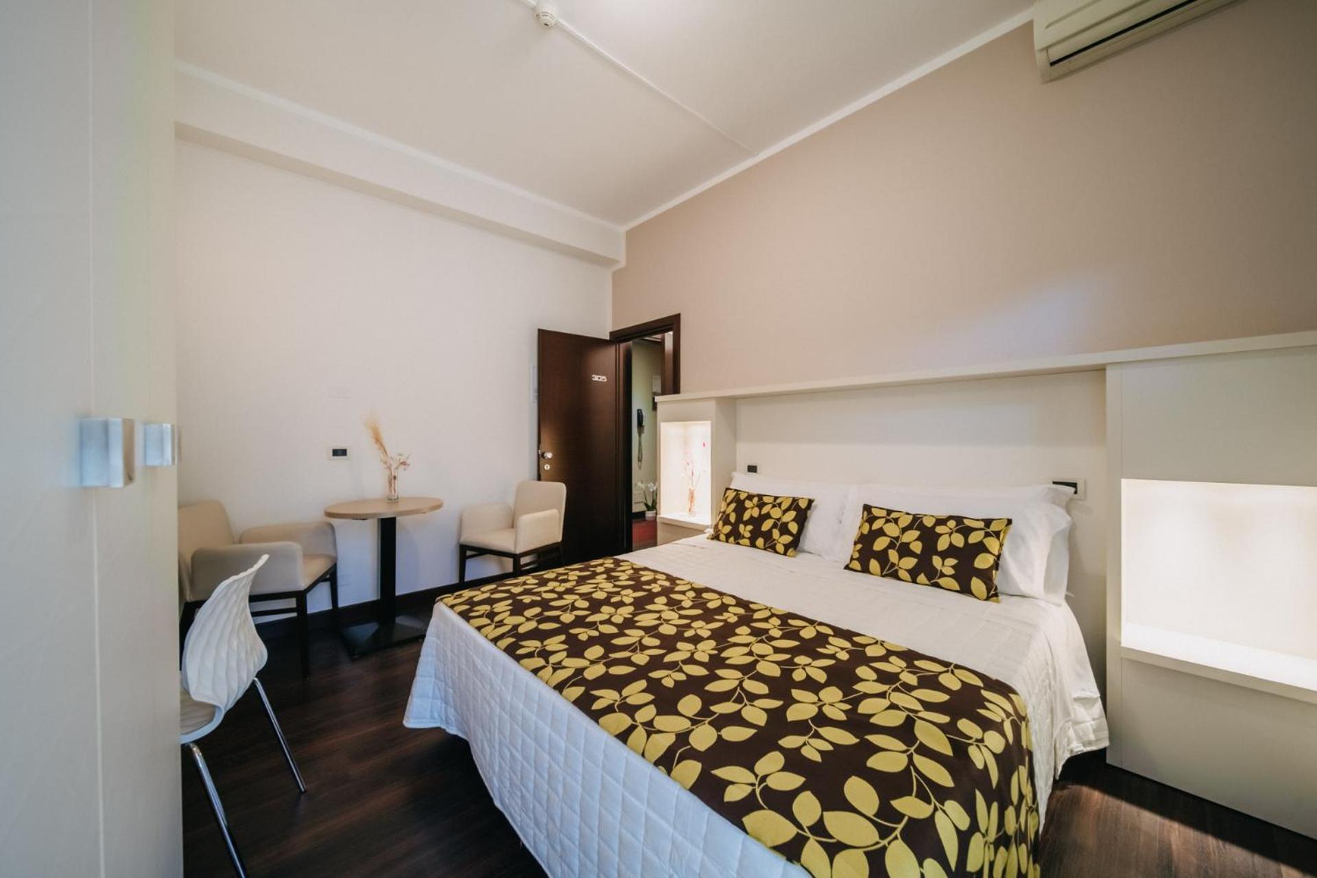 צ'סנטיקו Hotel Lalla Beauty & Relax מראה חיצוני תמונה